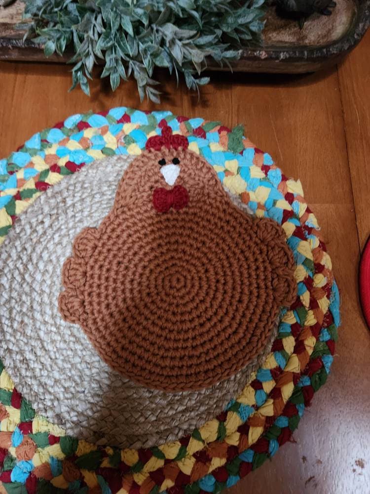Crochet Chicken Potholders, Trivets, Handmade, 100% cotton yarn, double-layered
