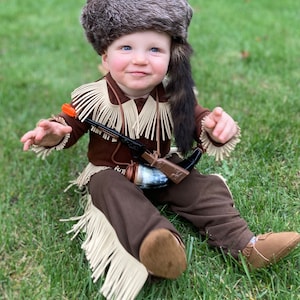 Davy Crockett Coon Skin Hat With Real 