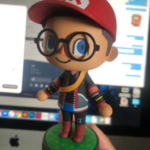 Carlos added a photo of their purchase