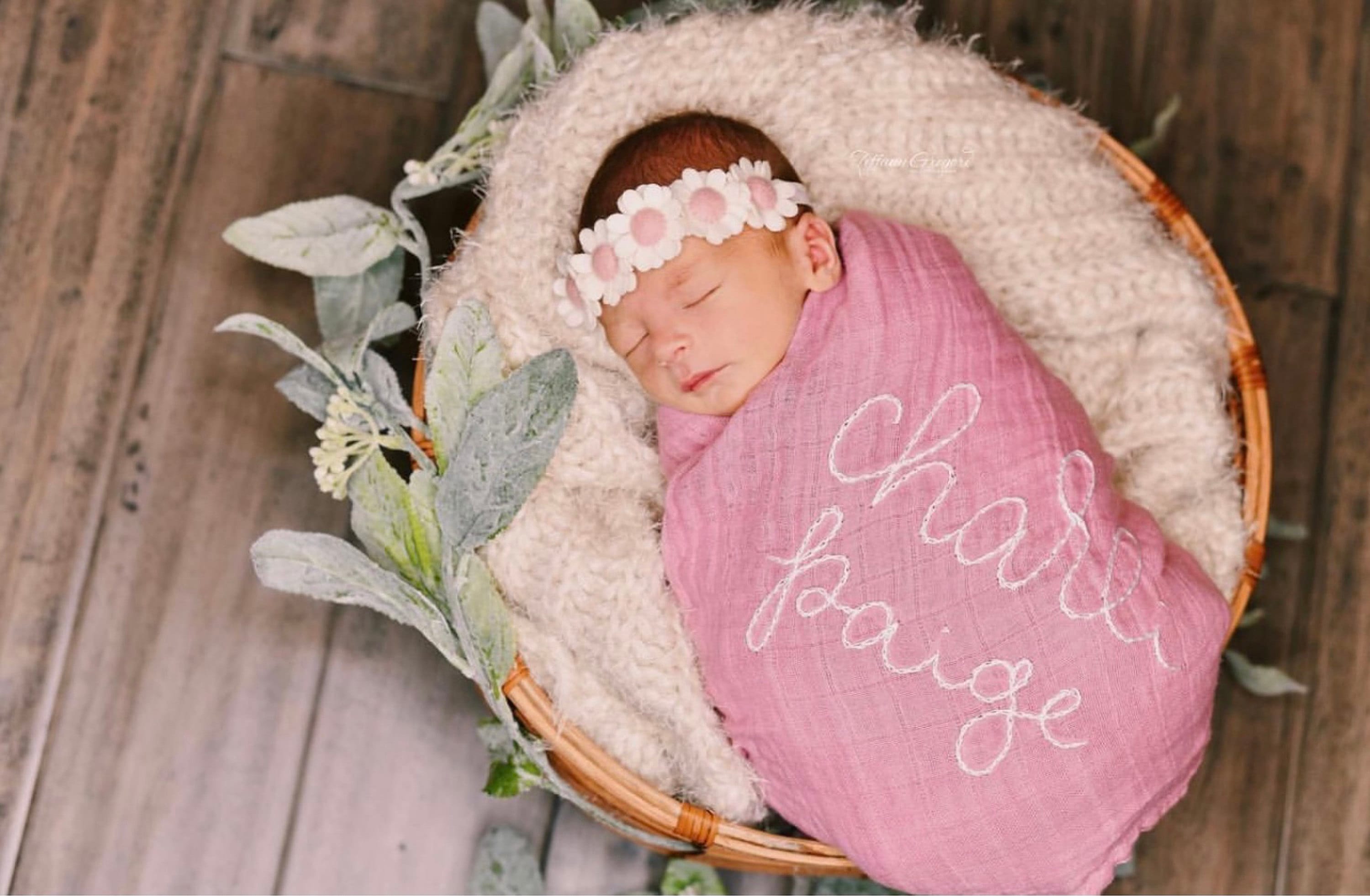 Hand Embroidered Baby Name Swaddle // Muslin Blanket //Name Announcement // Birth Announcement // Gender Reveal // Newborn Photos // Gift