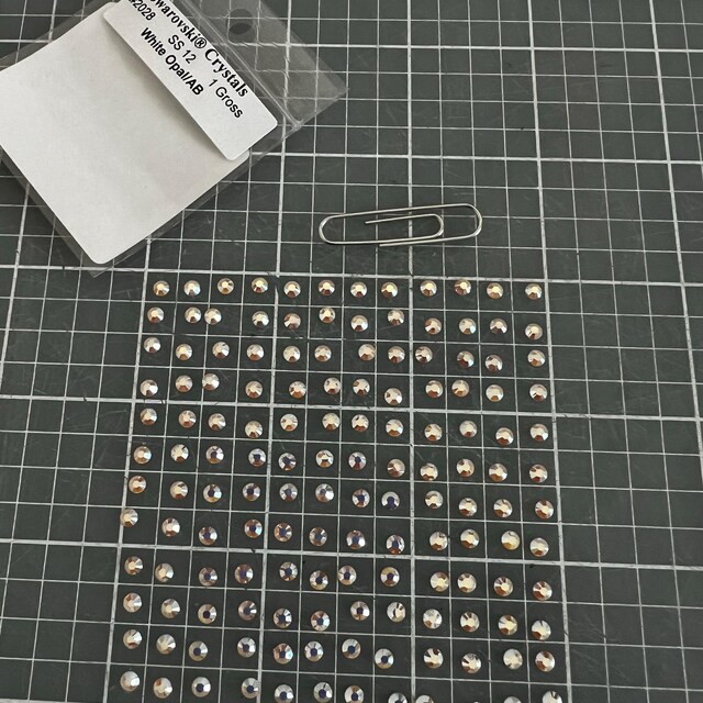 スワロフスキー 2028 フラットバック ラインストーン SS12 - お好きな