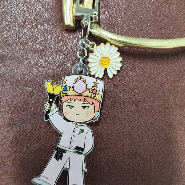G-dragon Power Acrylic Keychain, G Dragon Chibi Illustration, G