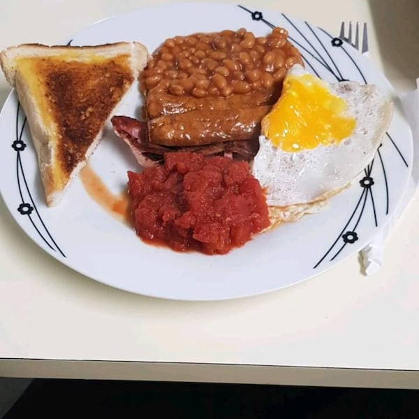 Personalised Land Rover Chocolate Box -8 or 16 Chocolates in A Funny ...