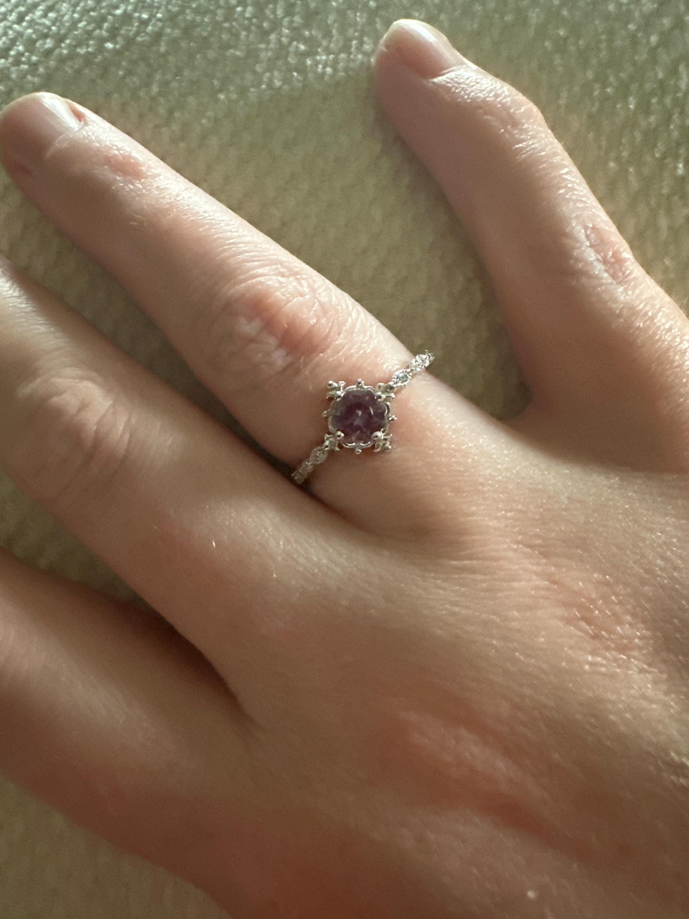 Vintage Alexandrite Engagement Ring, wedding Ring, Bridal ring, Unique promise ring, Minimalist ring for her, proposal ring, wedding ring