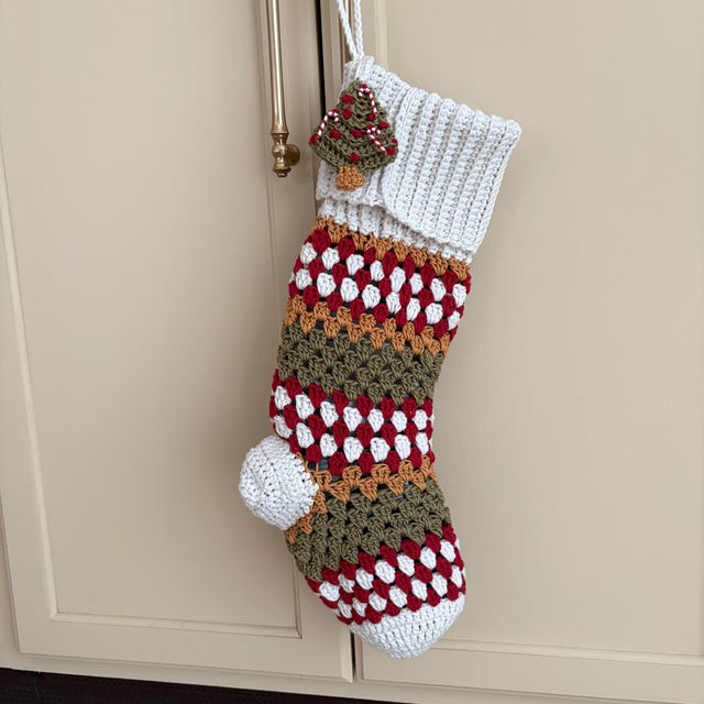 A customer's finished Granny All the Way Stocking Collection Crochet Pattern