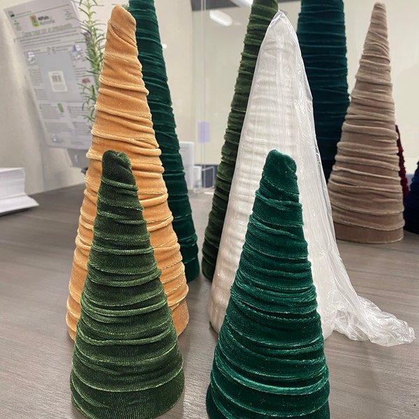 LARGE Single Velvet Tree 13