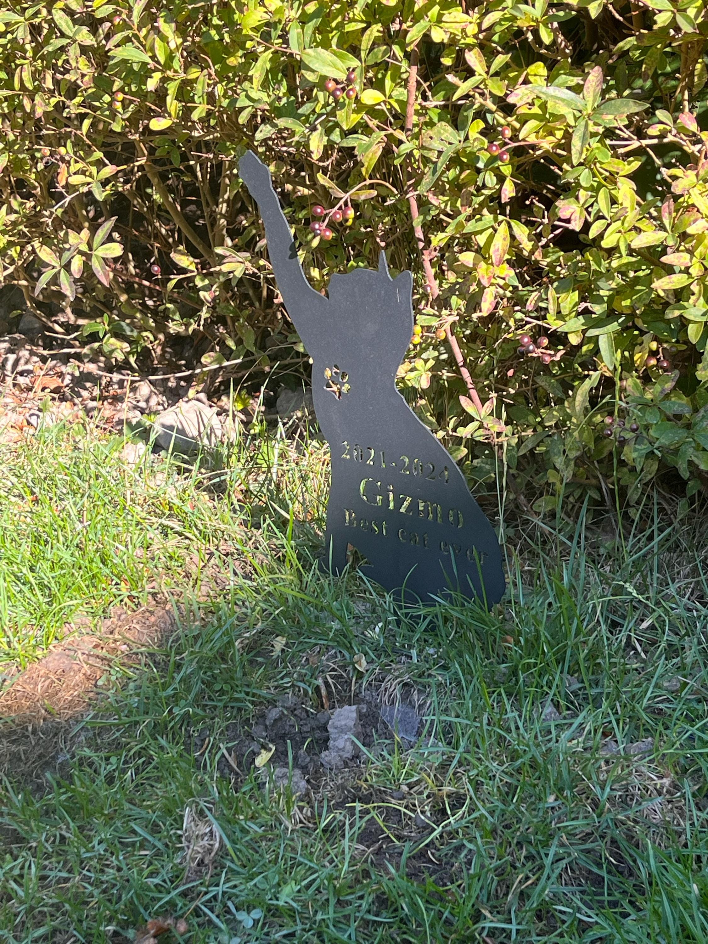 Custom Cat Memorial Stake Personalized Cat Memorial Plaque with Stake Cat Grave Marker Cat Memorial Gift Metal Garden Stake Cat Burial Stake