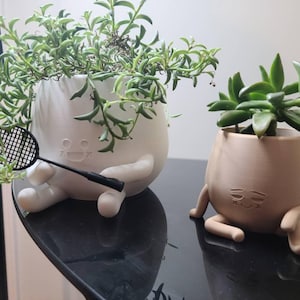 Smiski Desk Display, Pop Mart Figurine Decor, Modern 3D Printed Desk Organizer, Aesthetic Character Display Shelf, Minimalist Toy Holders
