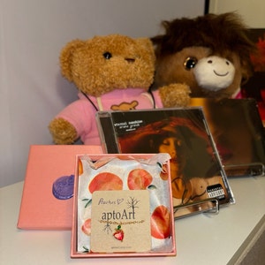 Jade added a photo of their purchase