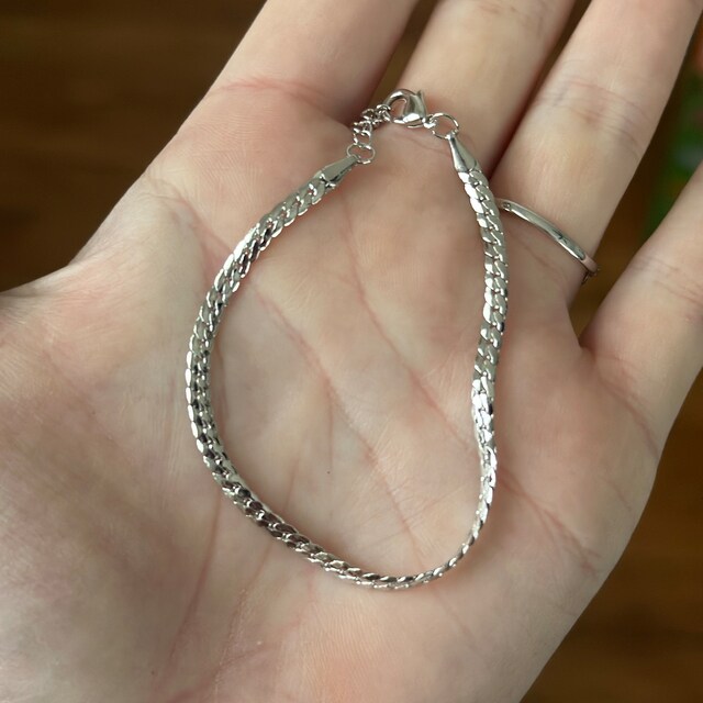 ◆Caitlyn Minimalist◆Pulsera ブレスレット 送料込 Minimalist Bracelet Chains by Caitlyn Minimalist • Silver