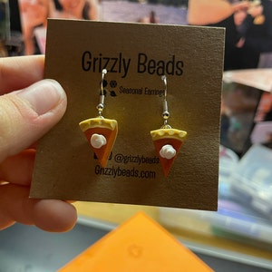 Victoria added a photo of their purchase