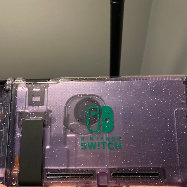 ハート付き Nintendo Switch ロゴ - ビニール デカール - 複数の色をご