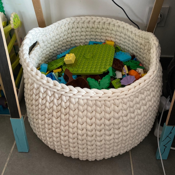 Large Cream Woven Basket, Storage Bin for Room Clothes, Modern Laundry ...