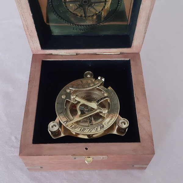 Cheap Brass Sextant Compass Wood Box Vintage Solid Antique Nautical Sailing Maritime Marine Navy Functional Gift Decoration Christmas Present