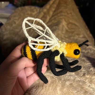 Bee / Honeybee Crochet Amigurumi PATTERN ONLY Etsy