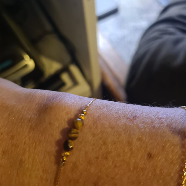 Bracelet Femme - 5 Perles Grenat 8mm, Acier Doré Inoxydable, Fabriqué En France