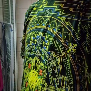 蛍光フェスティバルTシャツ、神聖幾何学ウェア、ネオンTシャツ