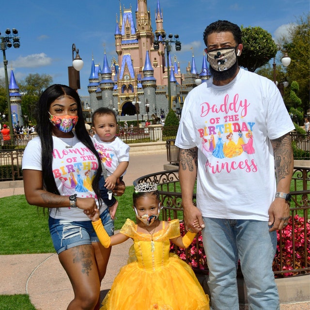 Camisa de cumpleaños de princesa de Disney, camisa de cumpleaños de princesa,  camisa de cumpleaños de la familia de princesas, camisa de cumpleaños rosa  para niñas, camiseta, regalo de princesa 