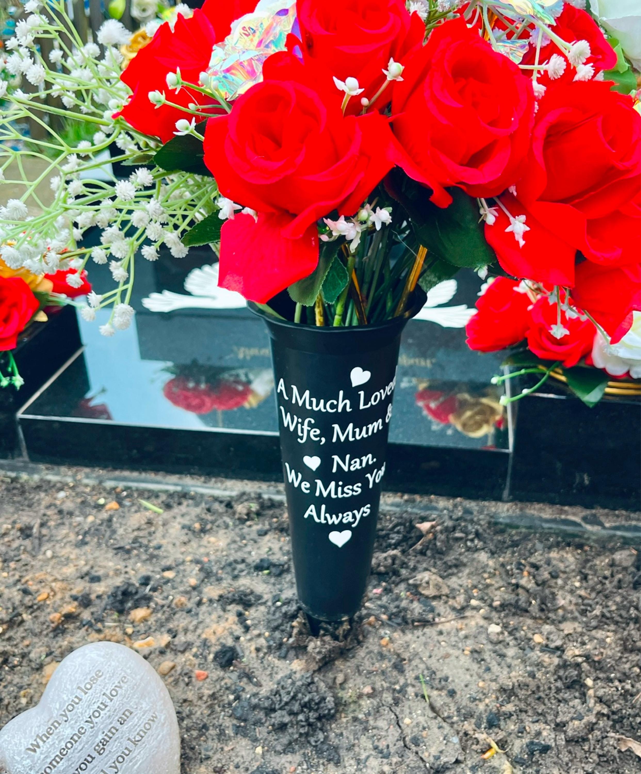 Personalized Memorial Flower Vase with Spike for Graves - Remembrance Gift for Grieving Loved Ones