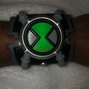 Ben 10 Omnitrix Watches Real Ben10 Watch Spin Bounce Snap 