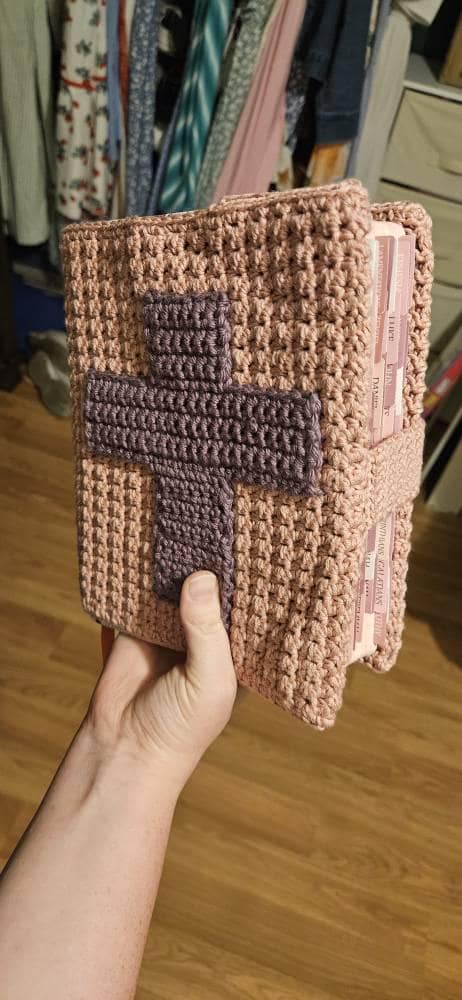 Crochet Bible Sleeve, Book Cover, crochet book cover, crochet book accessories, book sleeve, Bible cover, Bible sleeve