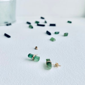 Magnifique Tourmaline Verte Naturelle De 35,80 Carats - Pièce Unique En Pendentif, Provenance Afghanistan
