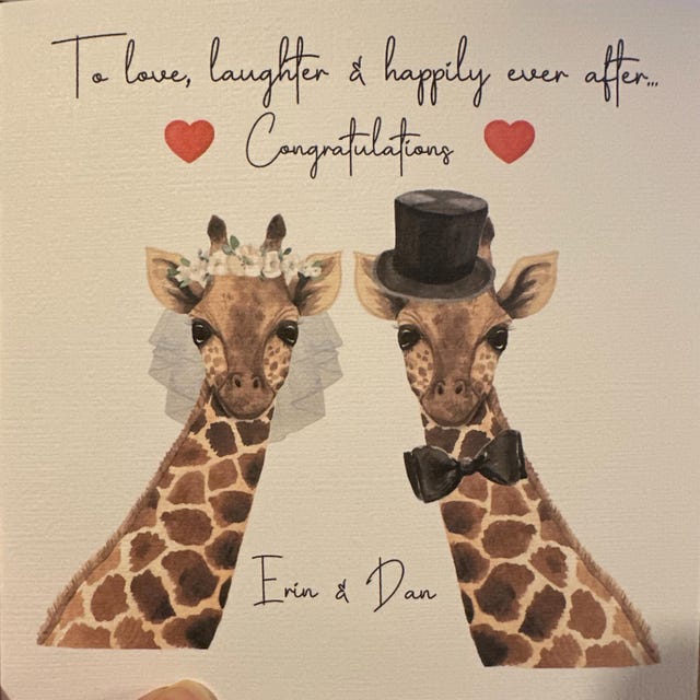 Hochzeitskarte Mit Giraffen-Paar – Goldgeprägt, 230x160 Mm, Umweltfreundlich, Made In UK