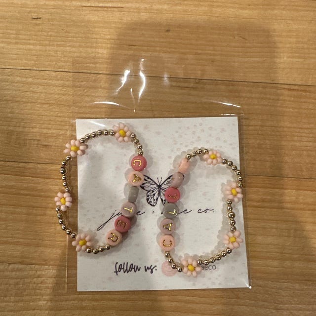 ブレスレット wing bling 14k Dora Daisy Pearl Bracelet Daisy Bracelet, 14k Gold-filled Pearl Bracelet, Bridal