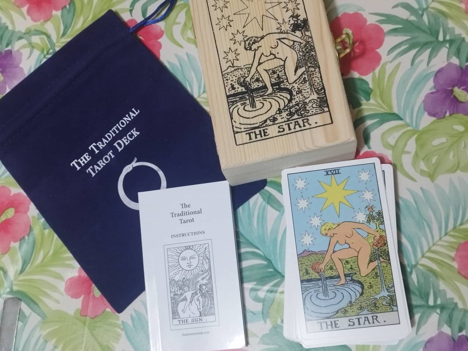Tarot Card Deck Gift Set – 78 Cards, Book, Bag, and Handcrafted Box – Perfect Christmas Gift for Her