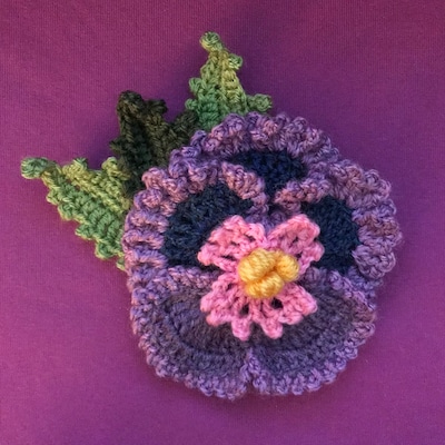 Gladiolus Crochet Flower Pattern. Photo Tutorial for Crochet Flowers ...