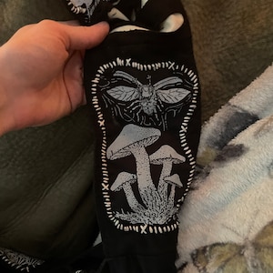 Kelcie added a photo of their purchase