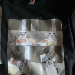 Mariana added a photo of their purchase