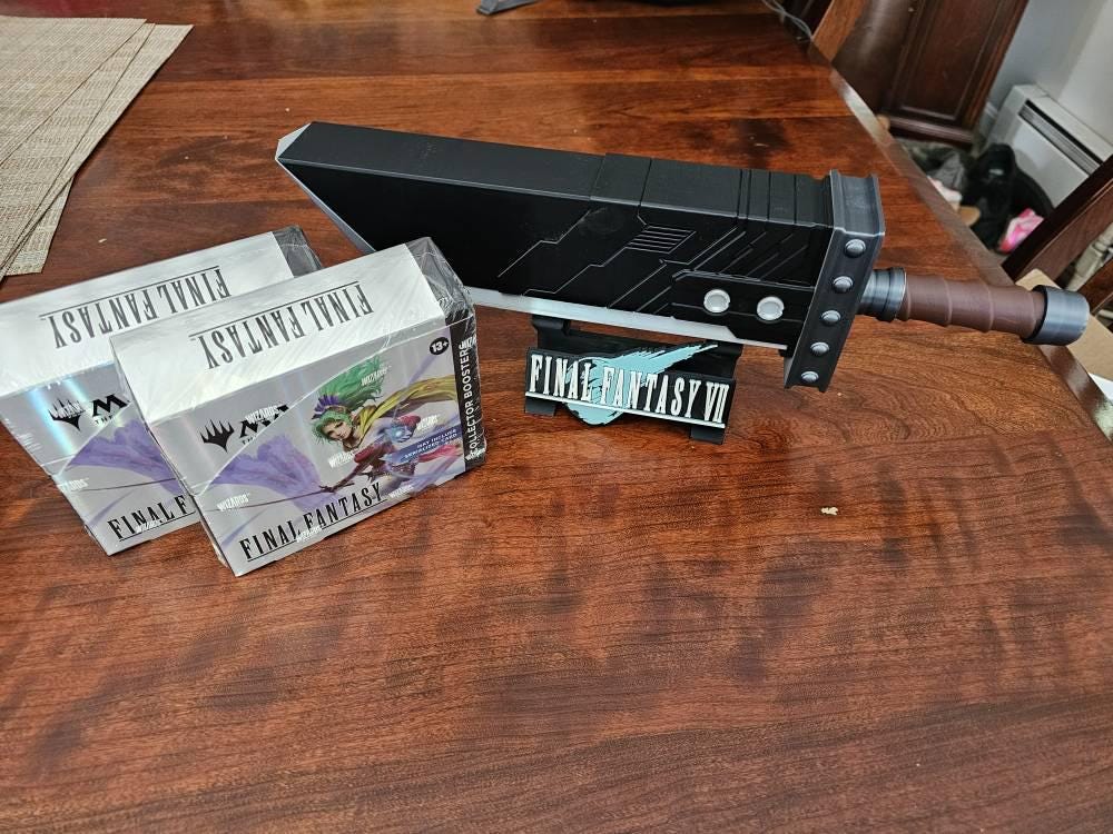 MTG Final Fantasy Buster Sword Deck Box Inspired | Magic the Gathering | EDH | 100 Card | Fable Forged Workshop