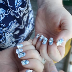Allyson added a photo of their purchase