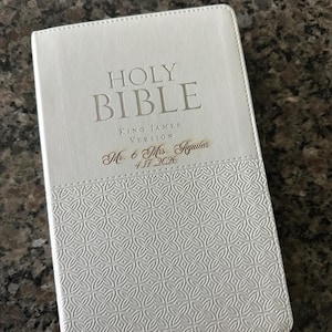 Melania added a photo of their purchase