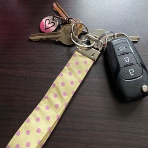 Kayleigh added a photo of their purchase