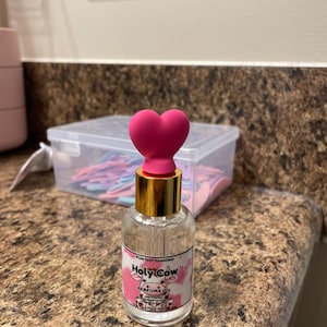 Jillianne added a photo of their purchase