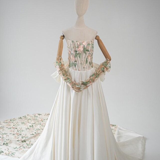 Custom Embroidery, Unique Formal Evening Gown, Personalized Gift for Her  Design Your Own Dress, Wedding Dress - Etsy