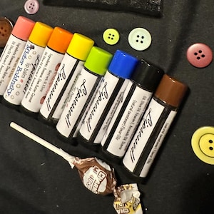 Lauren C added a photo of their purchase