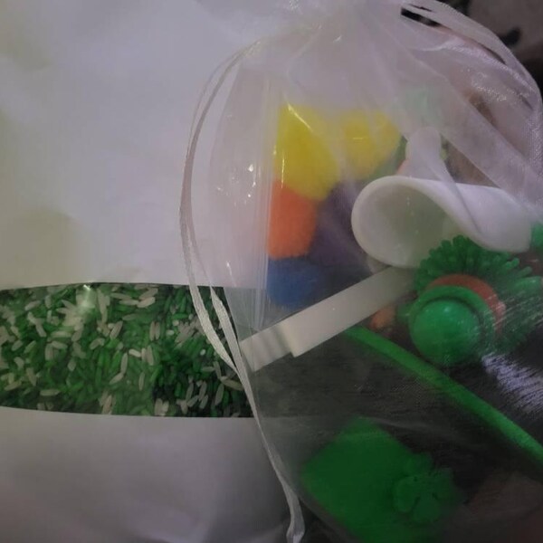 Montessori St Patrick's Day Sensory Bin - Interactive Play Kit for Kids ...