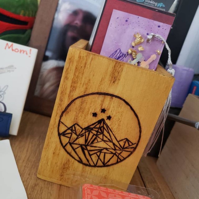 Night Court Symbol Bookmark Holder Hand-burnt Original Wooden Pen Pot A  Court of Mist and Fury / Sarah J Maas / ACOTAR / ACOMAF / ACOWAR 