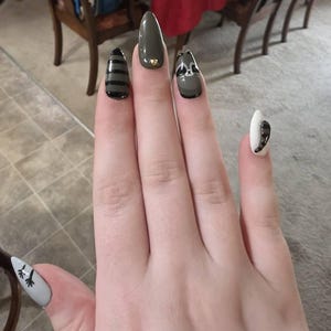 Alyssa added a photo of their purchase