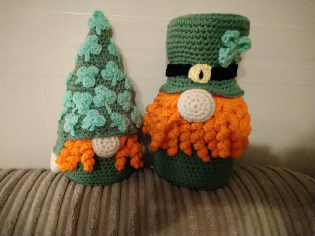 St Patricks gnomes couple crochet pattern, Holiday gnomes pdf
