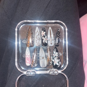 Ivy added a photo of their purchase