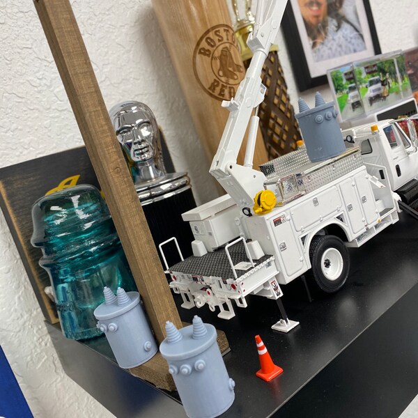 thumbnail image 2 of Whistle Stop Models N Scale Utility Meter Set - Resin Gray Scenery For Model Railroad, 1:160 2 of 4