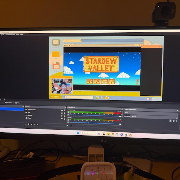 Animated Vintage 2000s Computer Overlay Package | Streamlabs Cottage ...