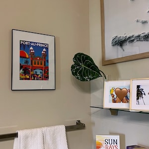 Jaël S. Cayemitte adicionaram uma foto da sua compra