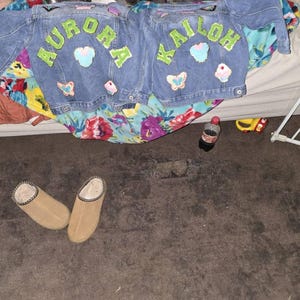 Tamrela added a photo of their purchase