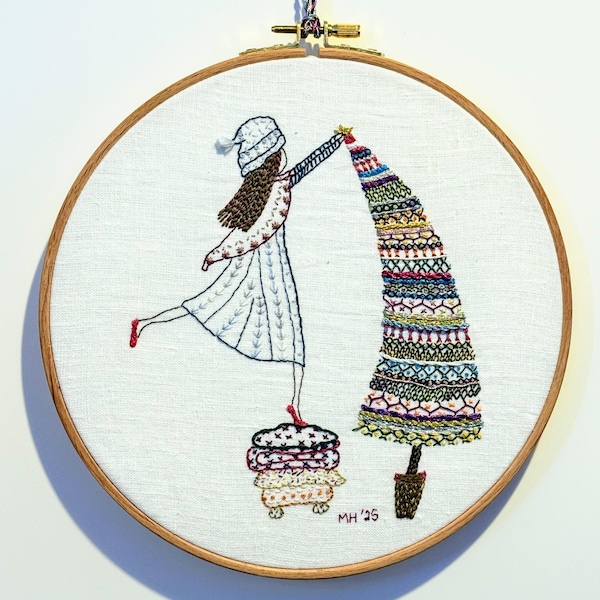 Putting up the Tree Hand Embroidery Pattern Pdf - Etsy UK