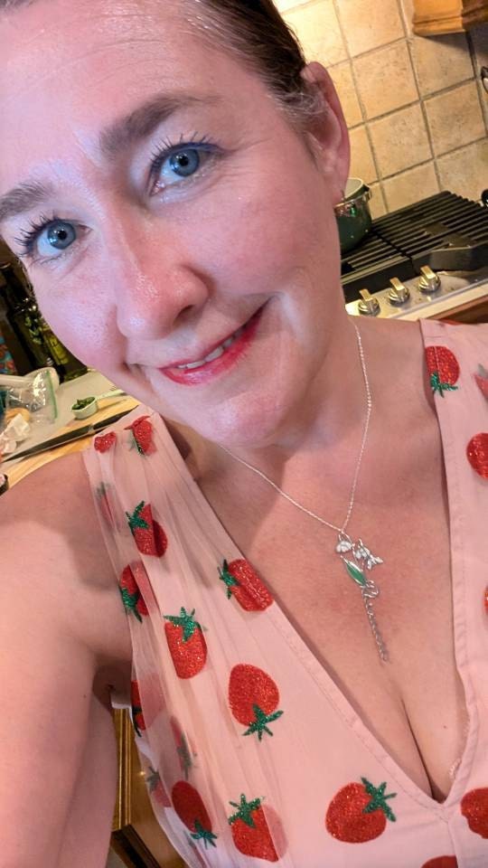 Personalisierte Geburtsblumenkette, personalisierte Namenskette, florale Namenskette, personalisierter Namensschmuck, personalisierte Geschenke für sie, Geburtstagsgeschenke